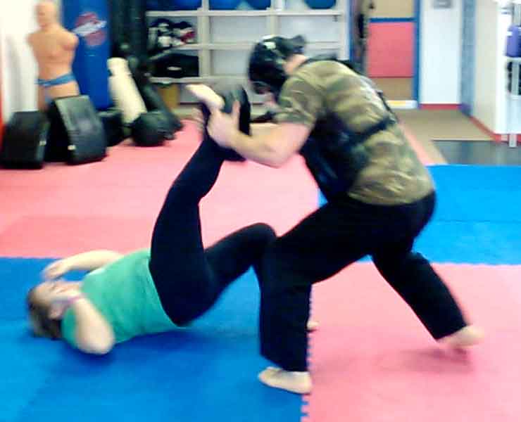 grappling demonstration in Mike Prices Self defense class